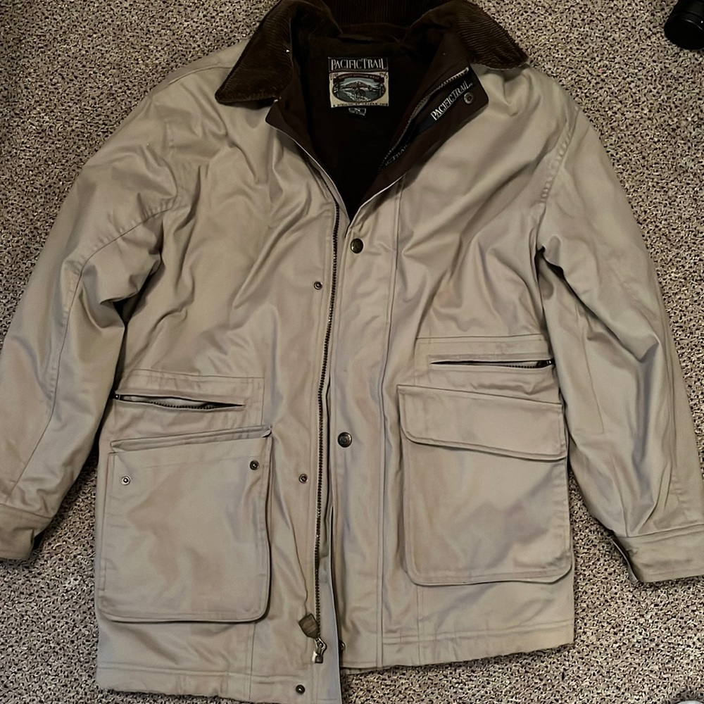 Pacific Trail Vintage Jacket Size Small. Good for hiking.